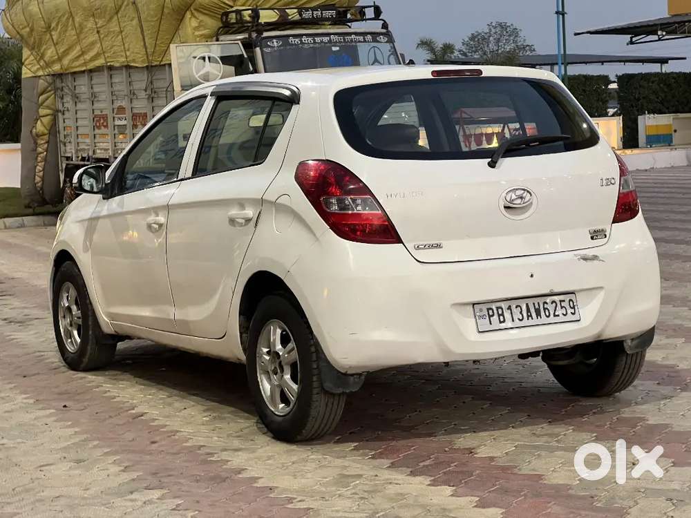 Hyundai I20 2011 Diesel 109000 Km Driven