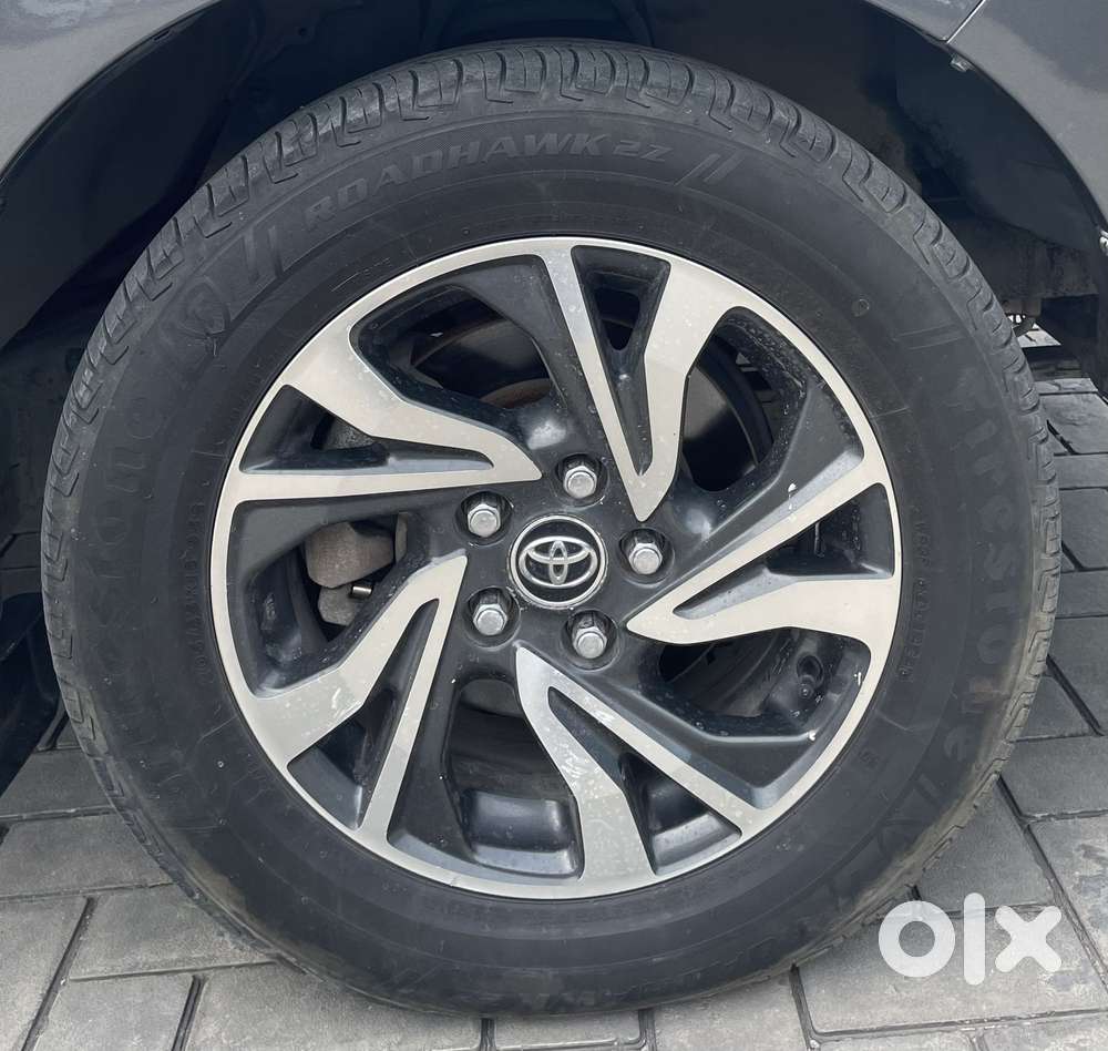 Toyota Innova Crysta [2020-ongoing] 2.4 Gx At 7 Str, 2021, Diesel