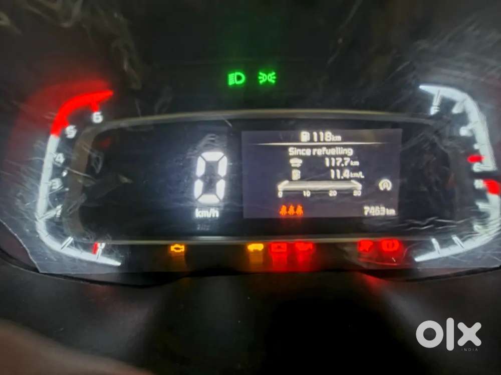 Kia Sonet Diesel Mt Htk Plus (o) 2026 (6 Months Old Only)