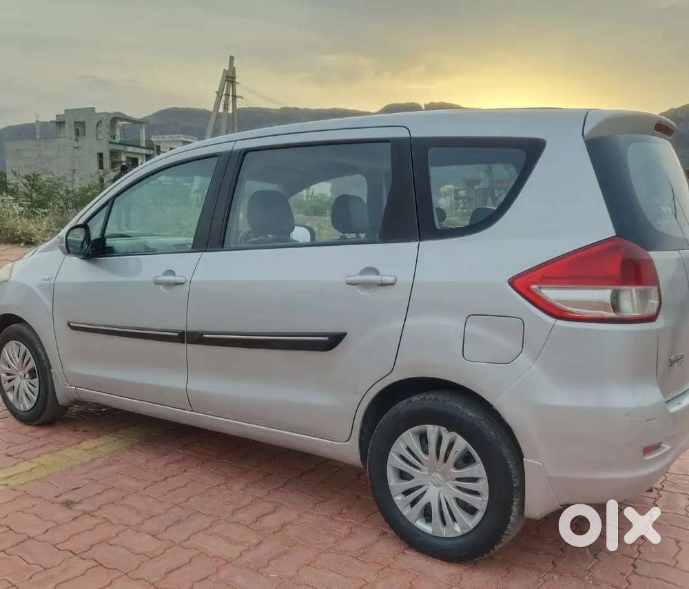 Maruti Suzuki Ertiga 2012
