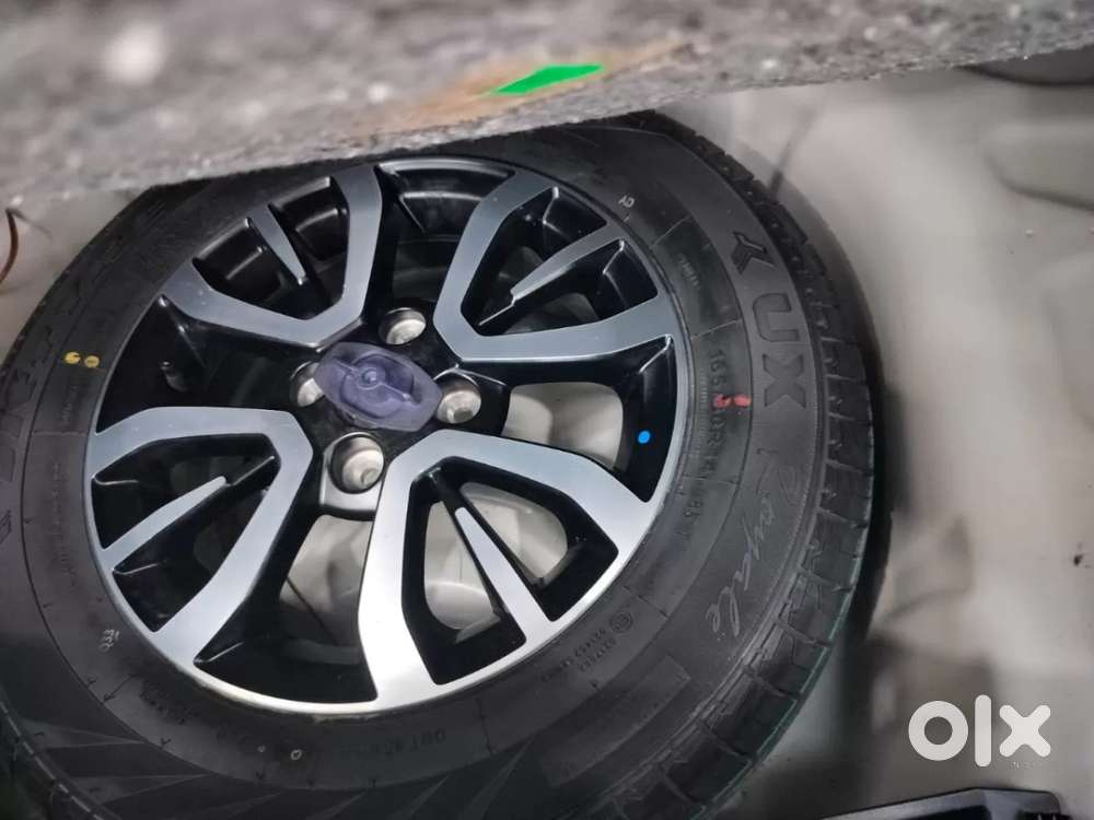 Maruti Suzuki Swift Vxi, 2023, Petrol