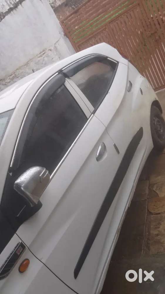 आंख बंद करके ले जाना कोई दिक्कत आवेगी तो वापस कर जाना पैसे ले जाना ,