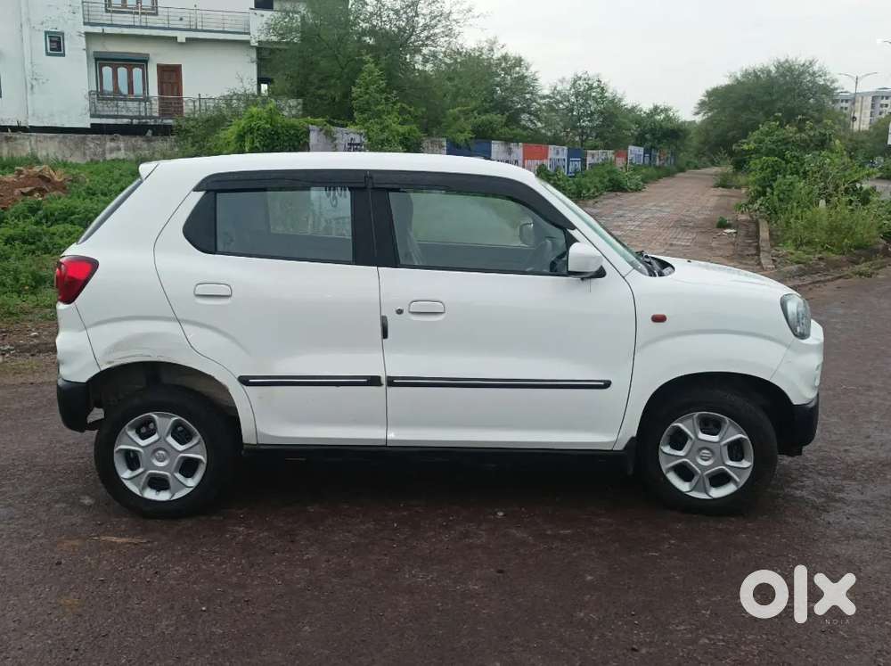 Maruti S-presso Amt Top - 2024 Model