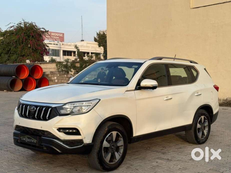 Mahindra Alturas G4 4wd At, 2018, Diesel