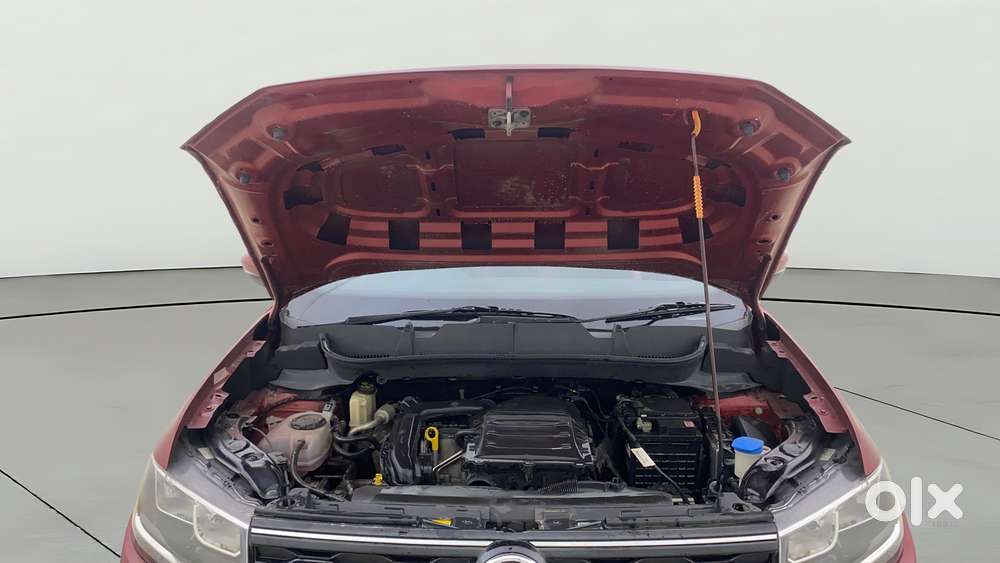 Volkswagen Taigun 1.0 Tsi Highline At, 2022, Petrol