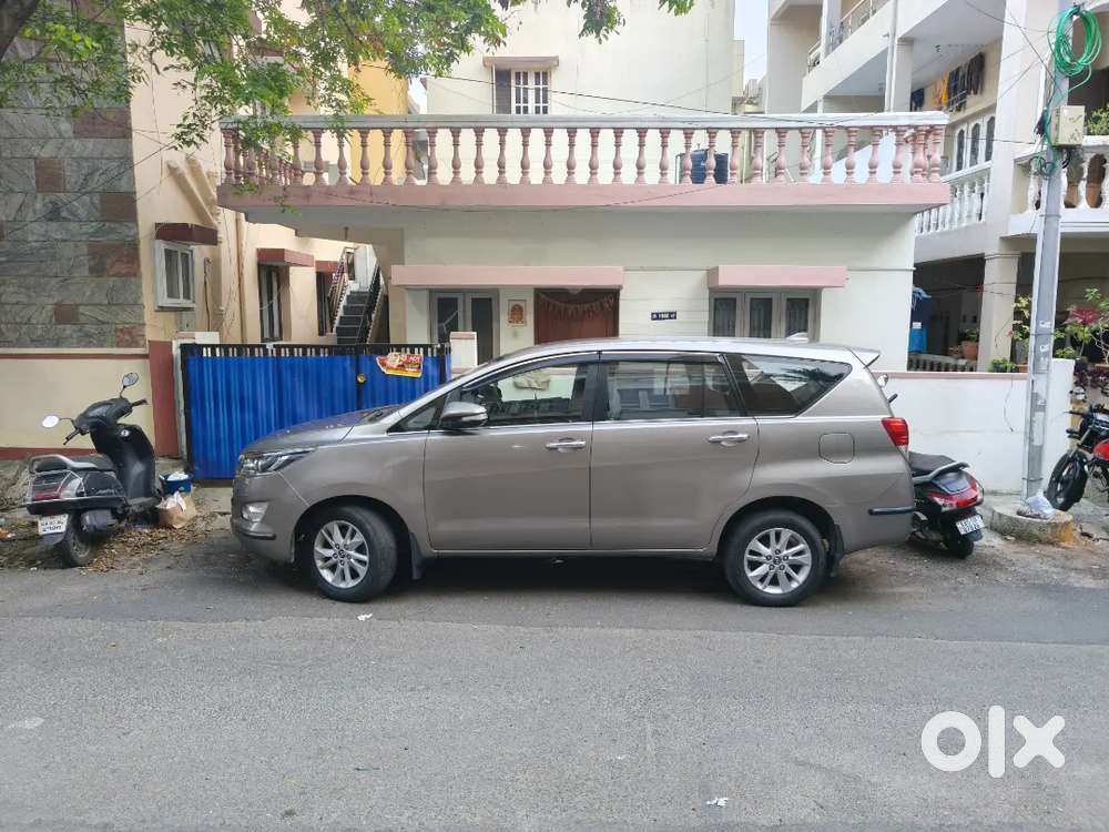 Toyota Innova Crysta 2017