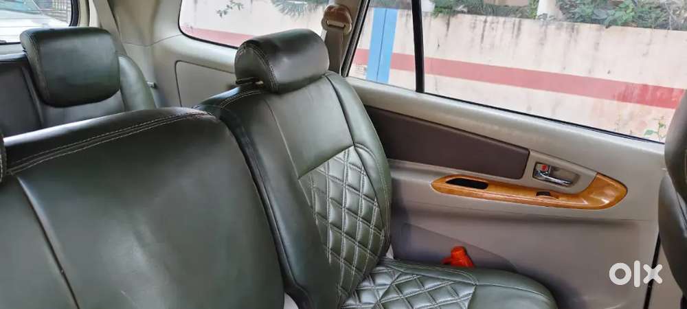 2009 Toyota Innova 2.5 V Diesel 8 Seater, Well Maintained