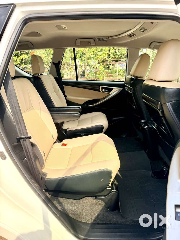 Toyota Innova Crysta 2.8 Zx At 7 Seater, 2019, Diesel