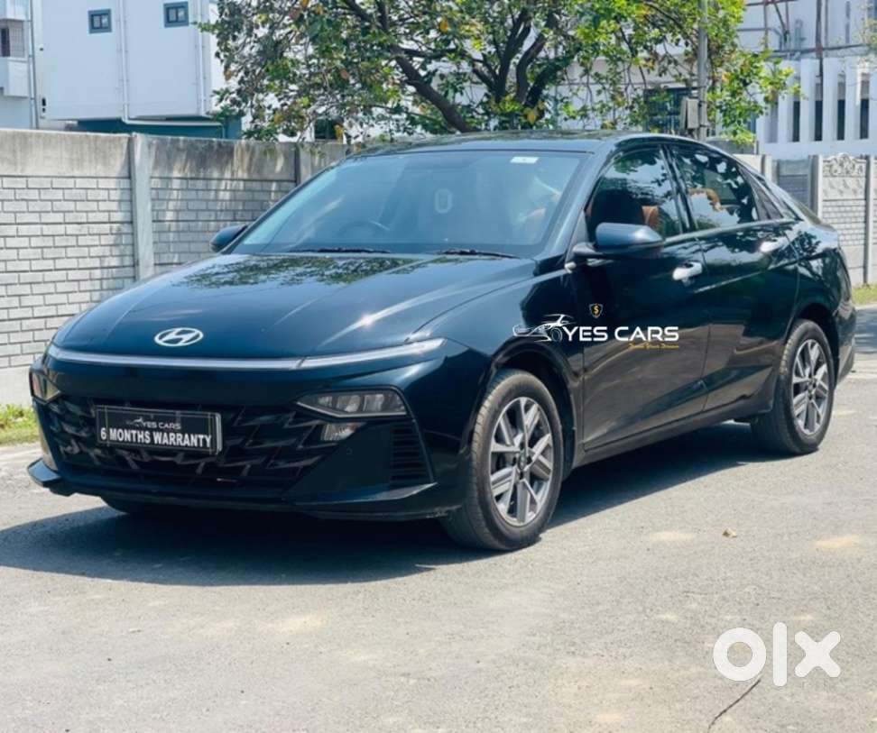 Hyundai Verna 1.5 Sx (o) Petrol Mt, 2023, Petrol