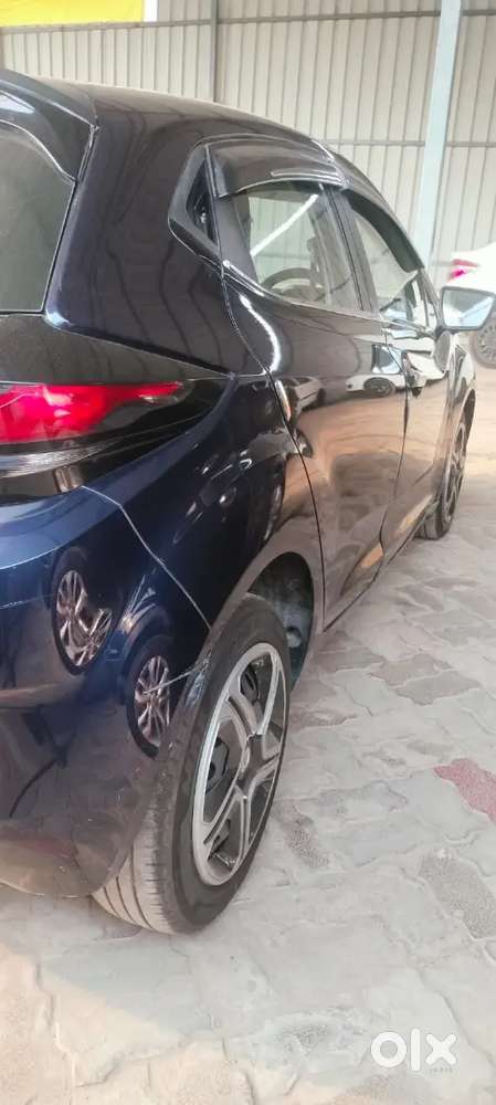 Tata Altroz 2023 Diesel 680000 Km Driven