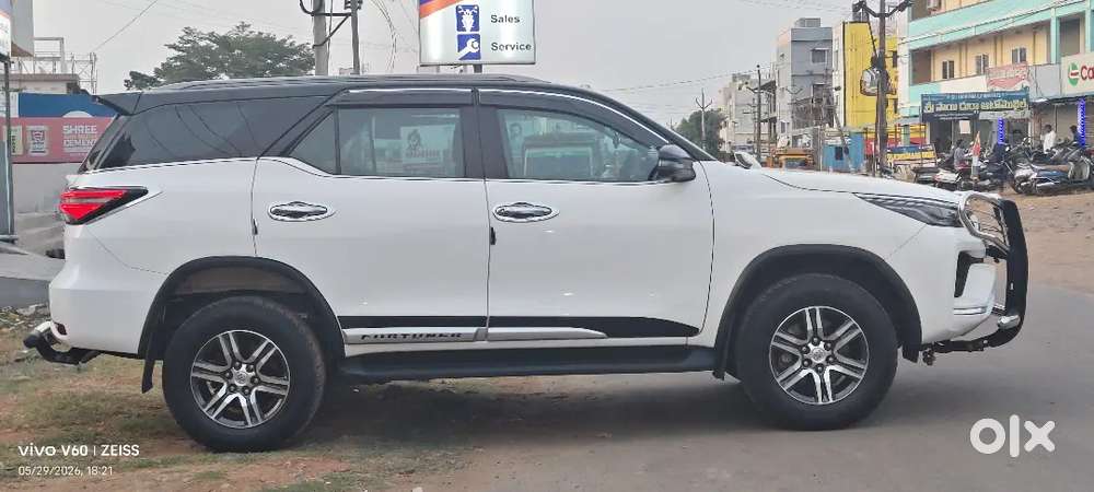 Toyota Fortuner 2024 Diesel 42000 Km Driven