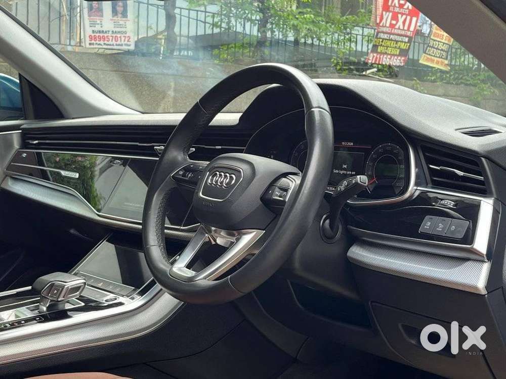 Audi Q8 3.0 Celebration Edition, 2022, Petrol
