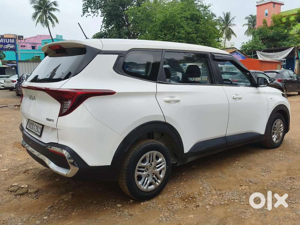Kia Carens 1.5 Premium 7 Str, 2024, Petrol