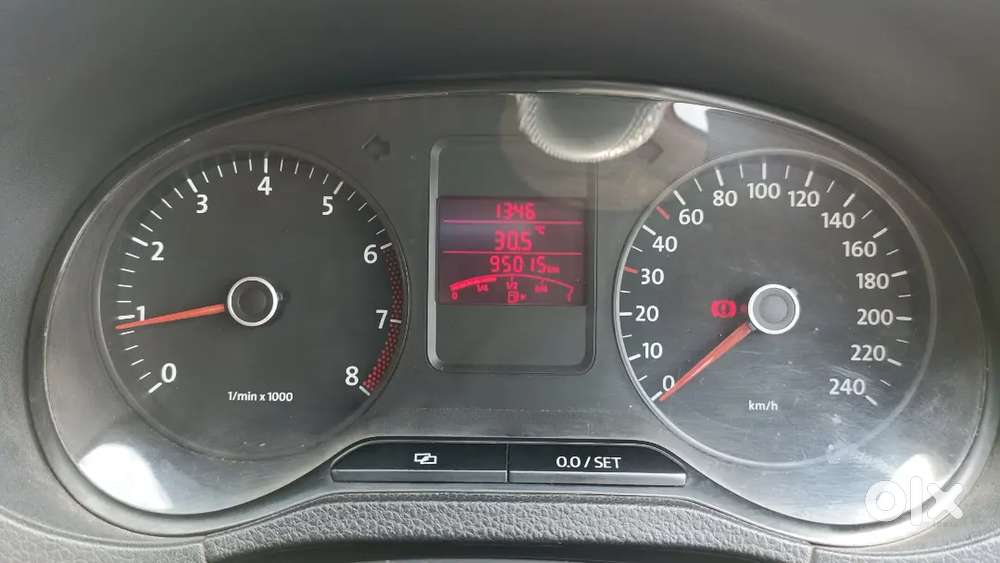 Volkswagen Polo Petrol 2011