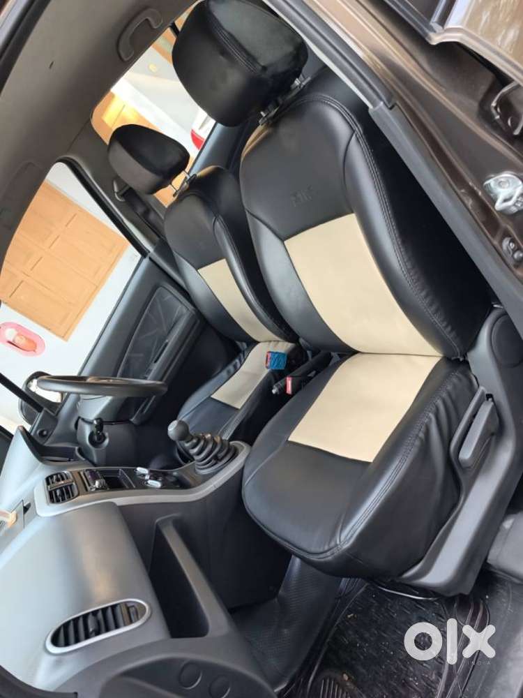 Maruti Suzuki Ritz Vxi, 2010, Petrol