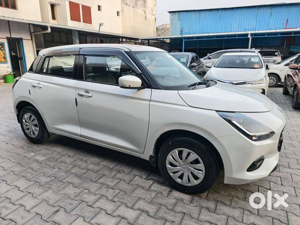 Maruti Suzuki Swift Vxi 1.2 Abs Bs-iv, 2024, Petrol