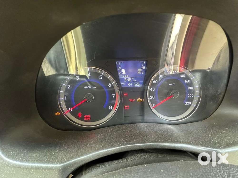 Hyundai Verna 2011 Petrol Well Maintained
