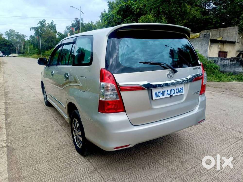 Toyota Innova 2.5 Zx 7 Str Bs-iv, 2015, Diesel