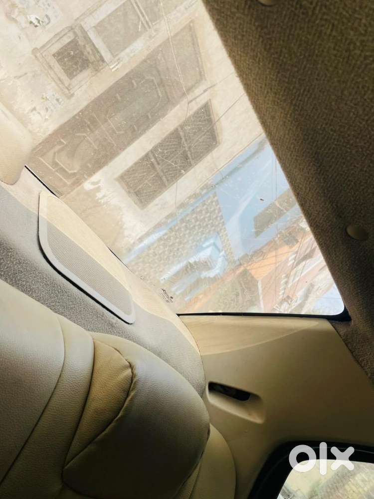 Maruti Suzuki Swift Dzire 2015 Cng & Hybrids 270000 Km Driven