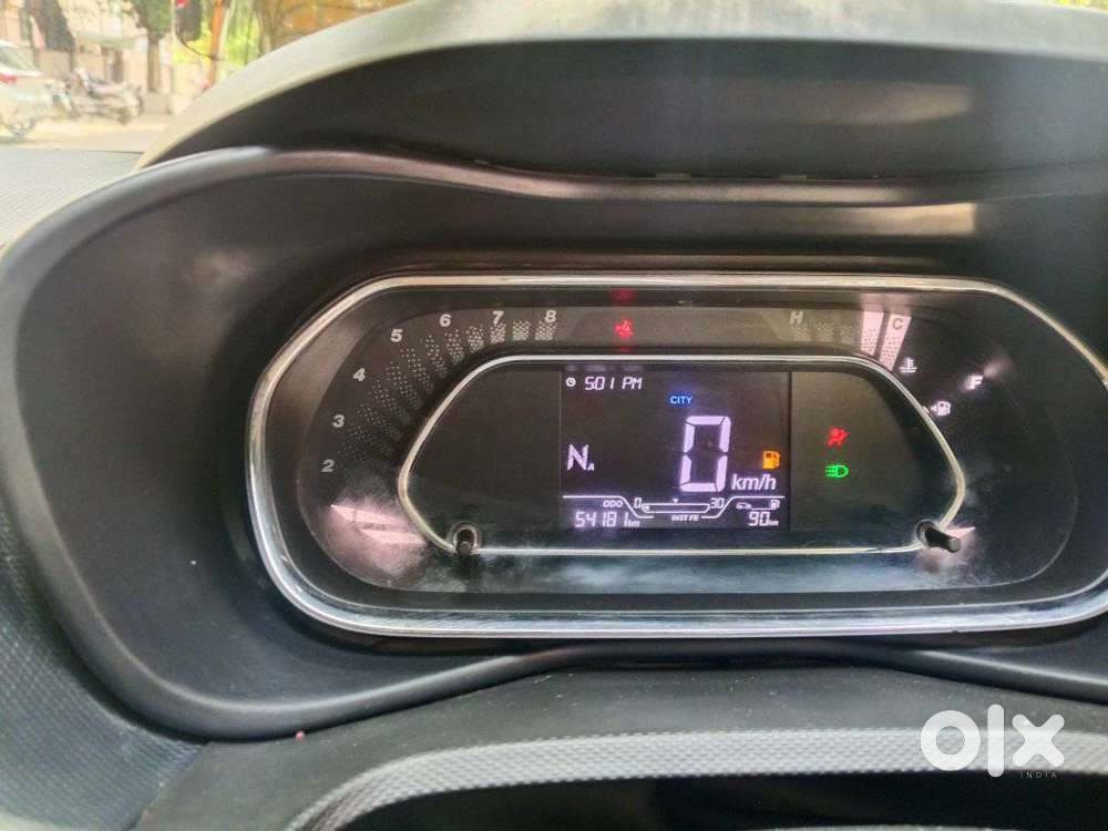 Tata Nexon 1.5 Revotorq Xza Plus, 2023, Cng & Hybrids