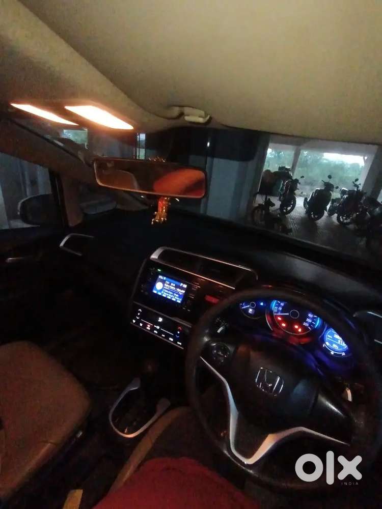 Honda Jazz 2015 Cng & Hybrids Well Maintained