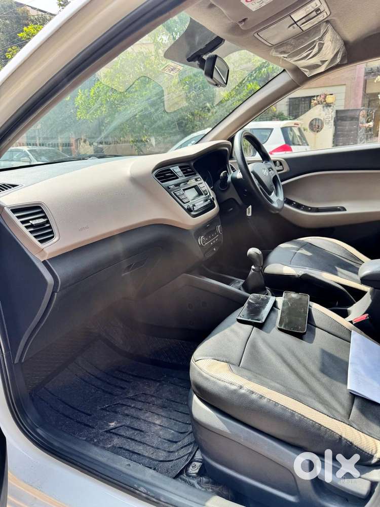 Hyundai I20 Sportz 1.2 Vtvt, 2017, Petrol