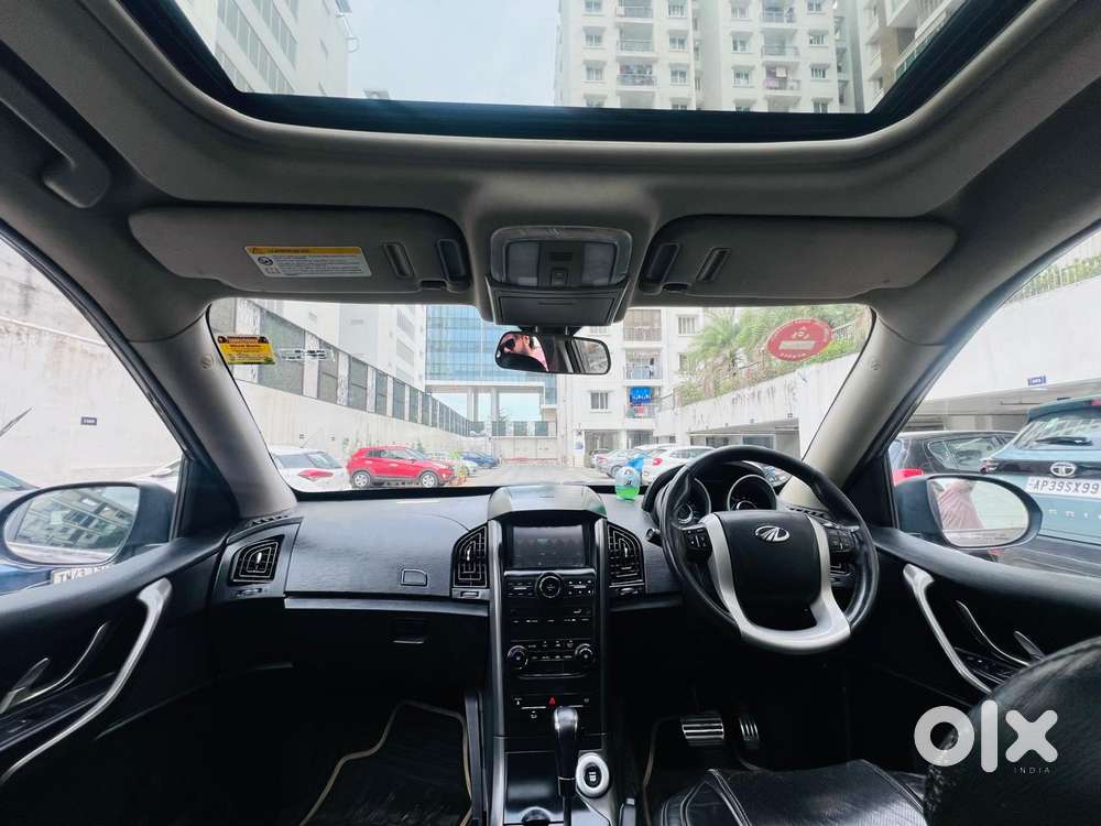 Mahindra Xuv500 2.2 W10, 2017, Petrol