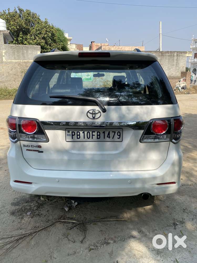 Toyota Fortuner 3.0 4x4 Manual, 2015, Diesel