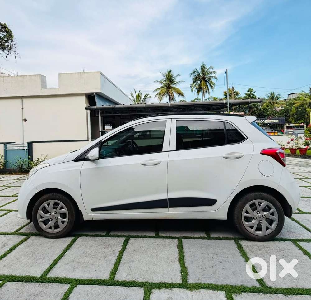 Hyundai I10 Sportz, 2019, Petrol