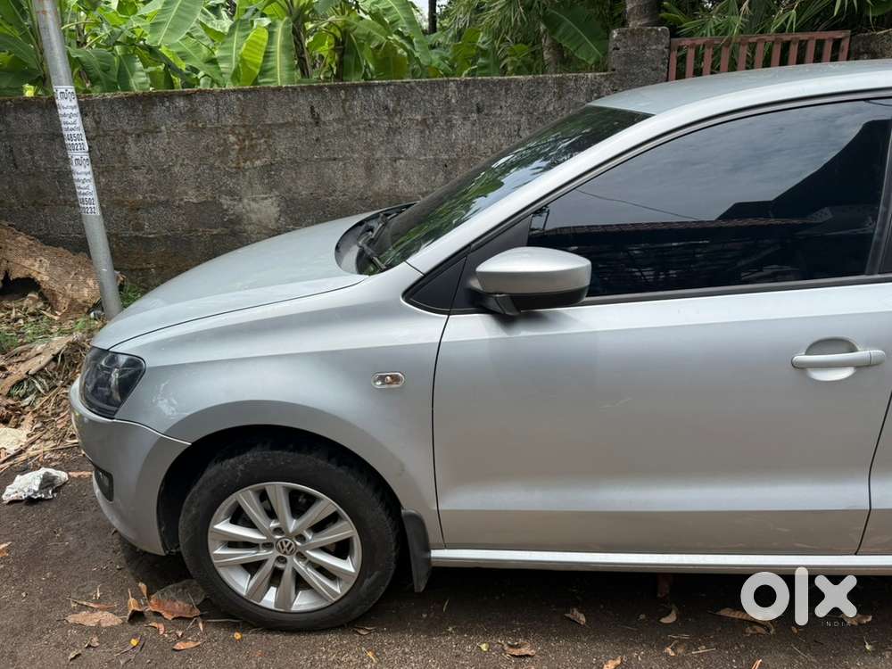 Volkswagen Polo Petrol Highline 2013 Model