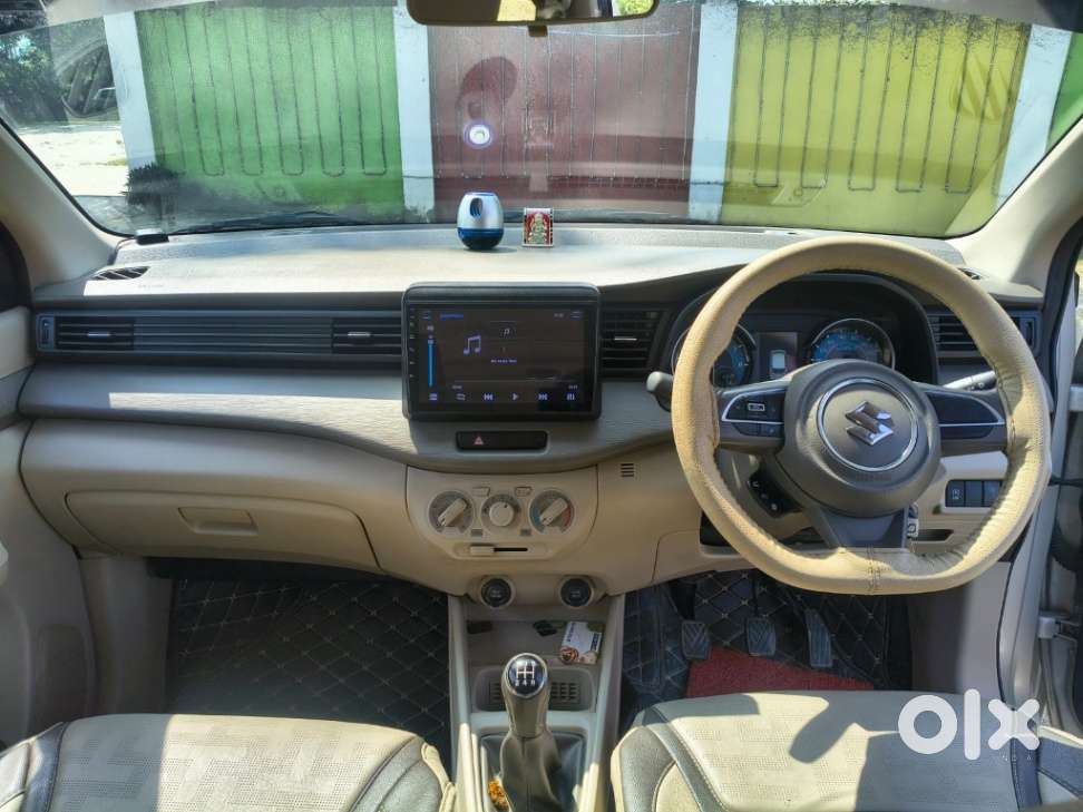 Maruti Suzuki Ertiga 1.5 Vxi, 2021, Petrol