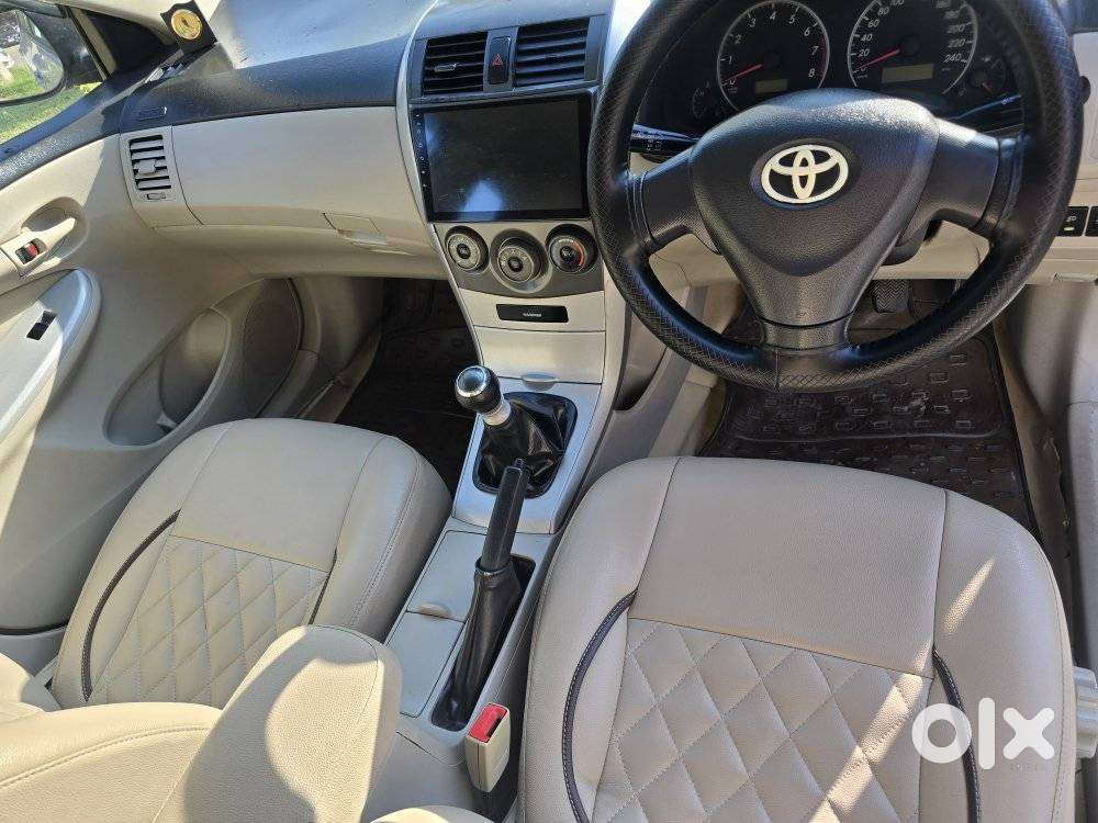 Toyota Corolla Altis, 2013, Petrol
