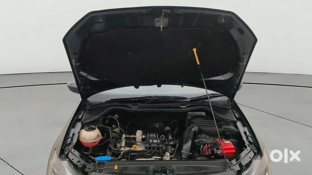 Volkswagen Vento 1.2 Tsi Highline Plus At, 2019, Petrol