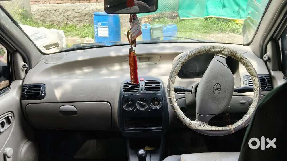 Tata Indica V2 Diesel 2011 Model