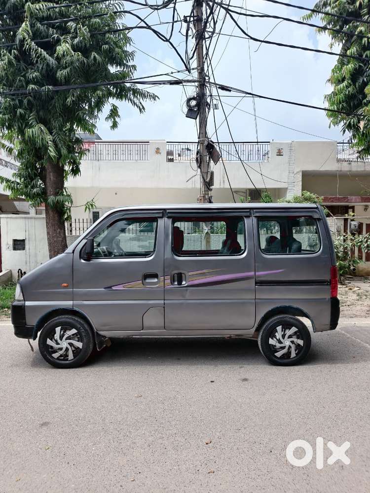 Maruti Suzuki Eeco Smiles 7 Seater Standard, 2018, Cng & Hybrids