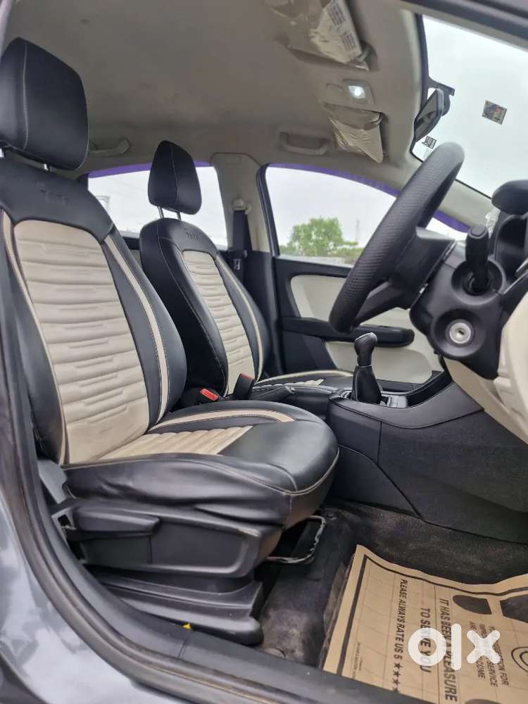 Tata Altroz 1.2 Xm Plus 2025