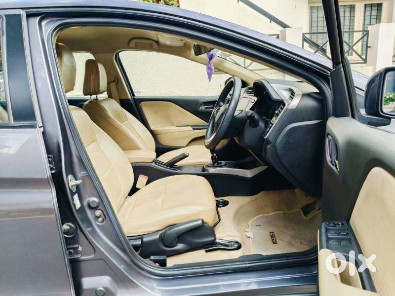 Honda City I-vtec V, 2018, Petrol