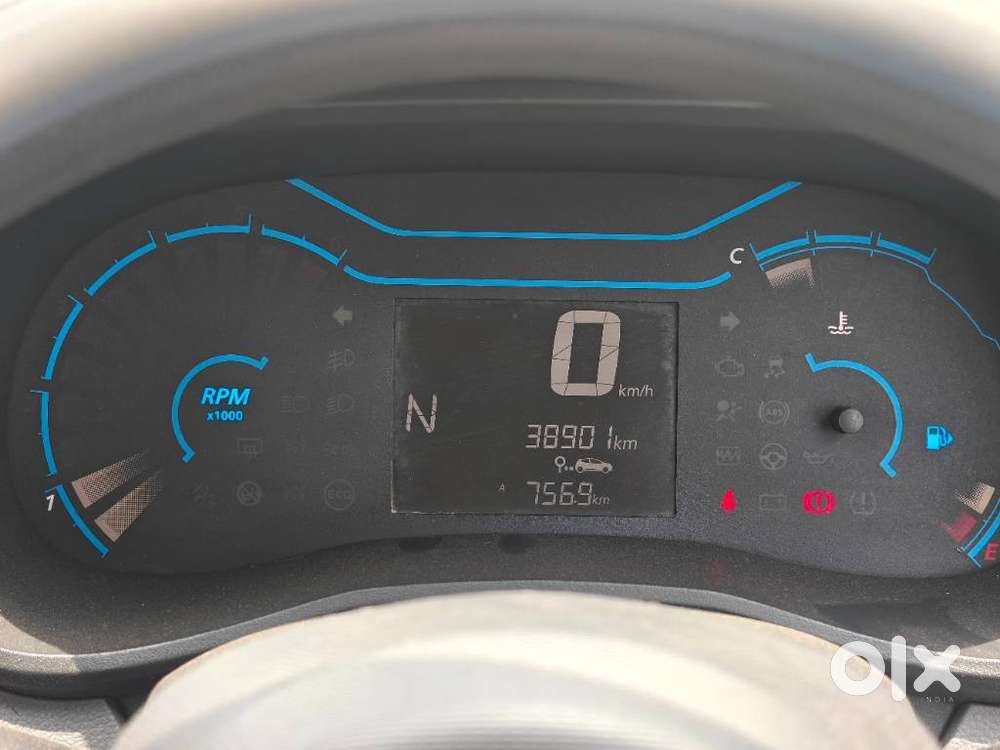 Renault Kwid 1.0 Rxt (o) Easy-r, 2021, Petrol