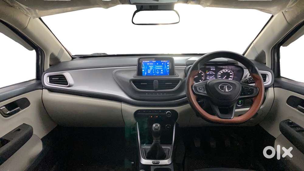 Tata Altroz Xz, 2023, Petrol