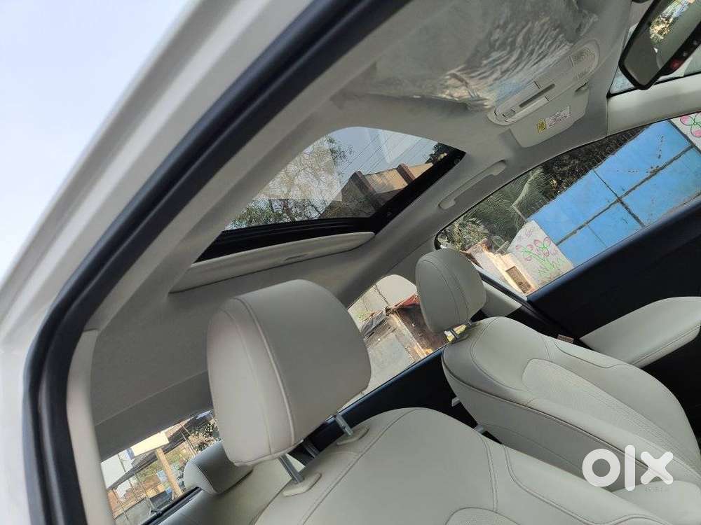 Hyundai Verna 1.5 Sx (o) Vtvt, 2024, Petrol