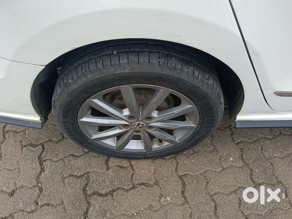 Volkswagen Vento 1.0 Highline Plus At, 2022, Petrol