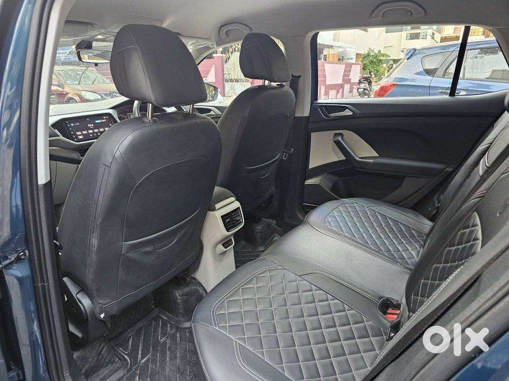 Volkswagen Taigun 1.0 Tsi Highline At, 2024, Petrol