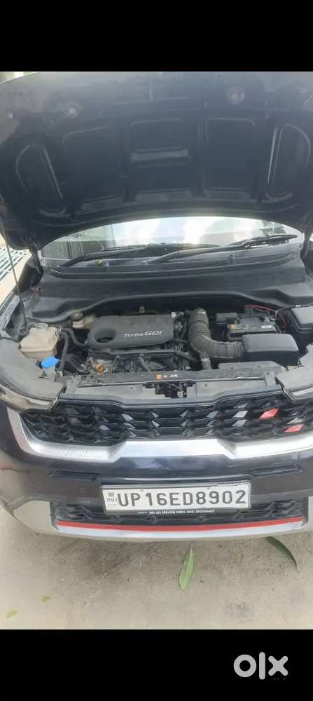 Kia Grand Carnival 2024 Petrol 34000 Km Driven