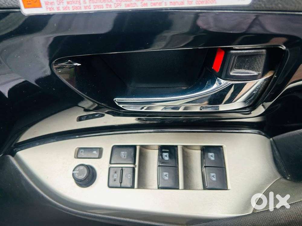 Toyota Innova Crysta 2.4 Vx Mt 8s, 2021, Diesel