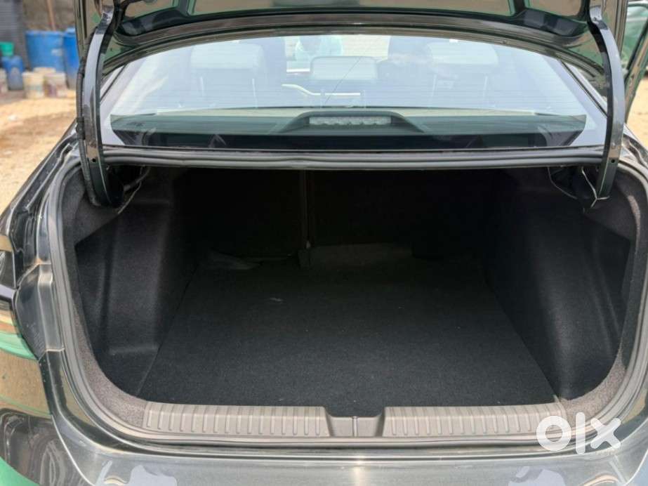 Volkswagen Virtus 1.0 Topline Tsi At, 2024, Petrol