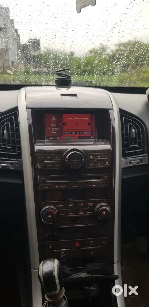 Mahindra Xuv500 2014 Diesel 70000 Km Driven