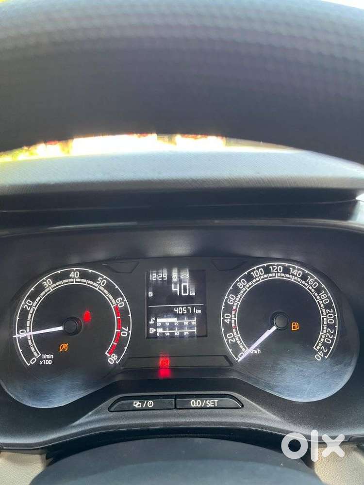 Skoda Slavia 1.0 Active Tsi, 2022, Petrol