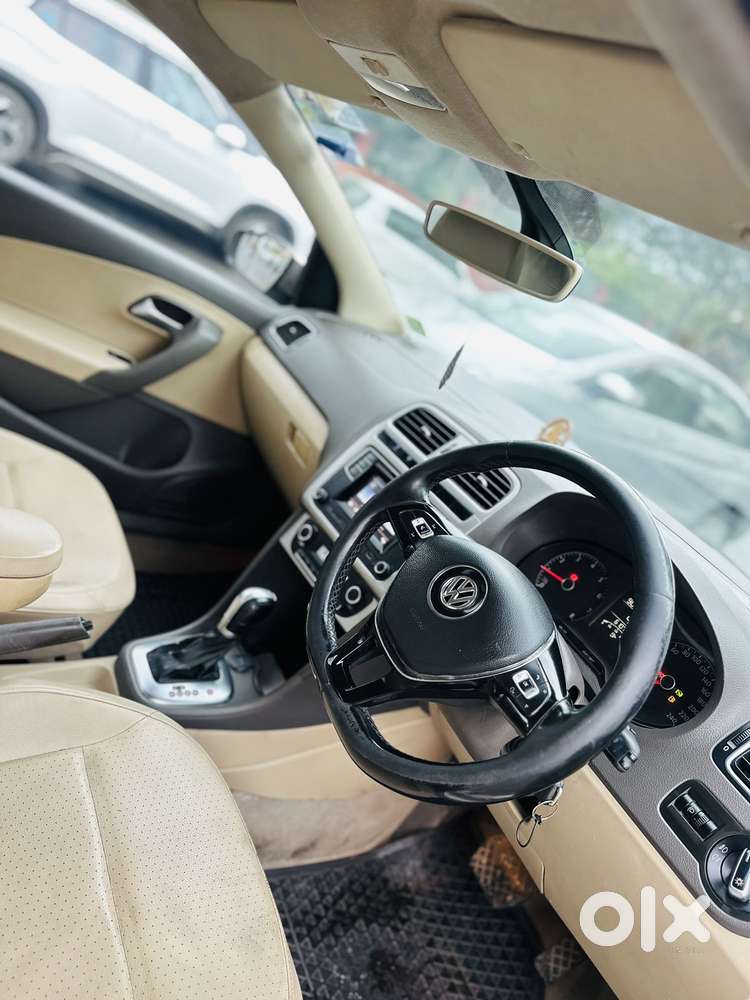 Volkswagen Vento 1.2 Tsi Highline At, 2016, Petrol