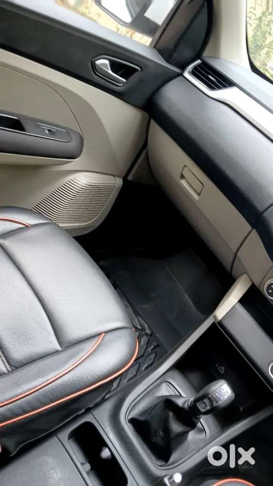 Renault Triber Automatic Top Model