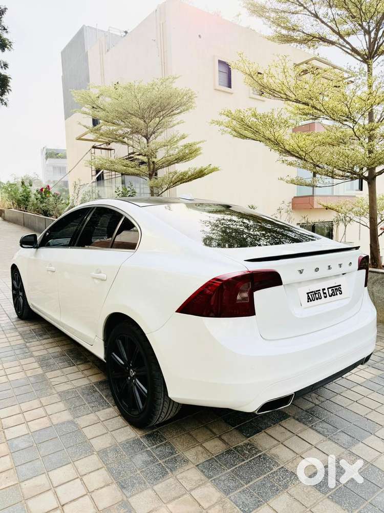 Volvo S60 D5 Inscription, 2016, Diesel